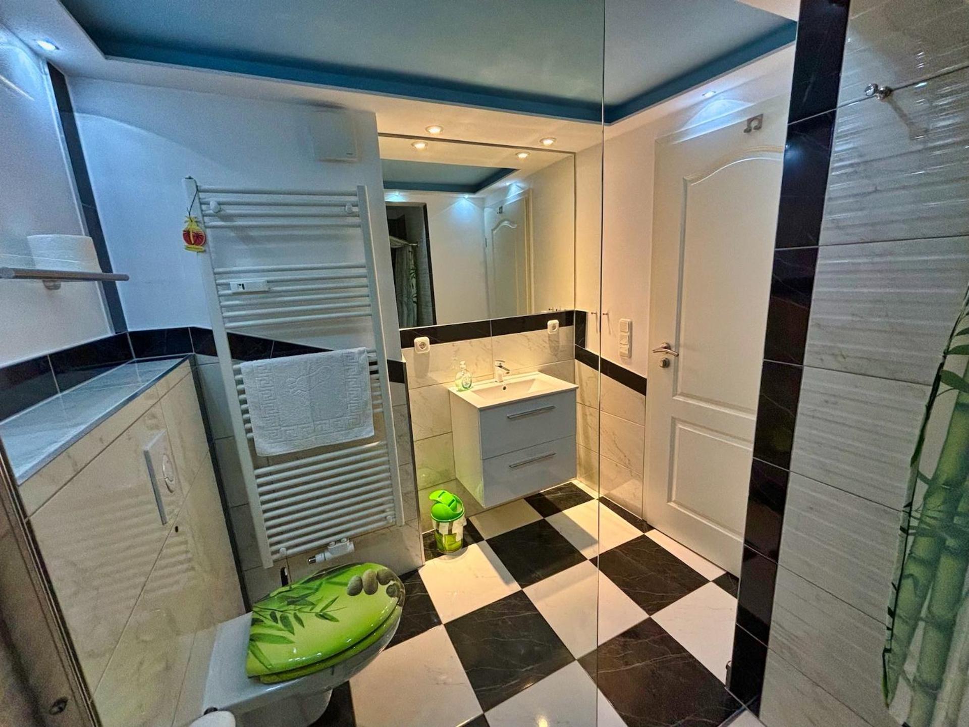 Apartment Fw 40 -grosszuegige In Der Altstadt Mit Balkon *
