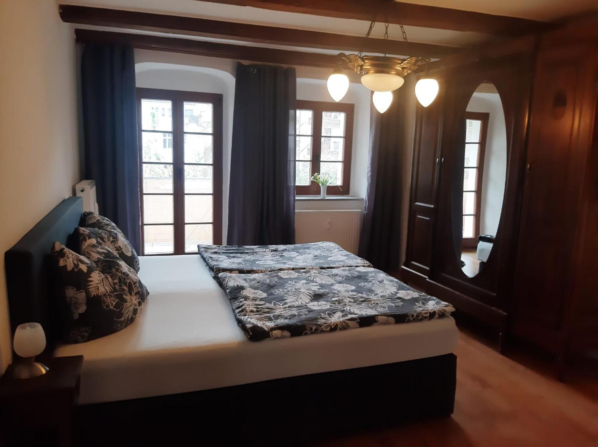 Apartment Fw 40 -grosszuegige In Der Altstadt Mit Balkon *